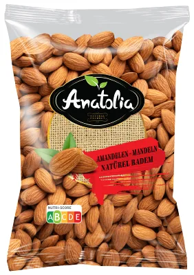 Raw almonds 500 g